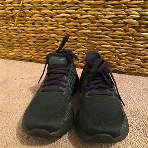 New Balance Fresh Foam 1080v11 Size 8 (B)